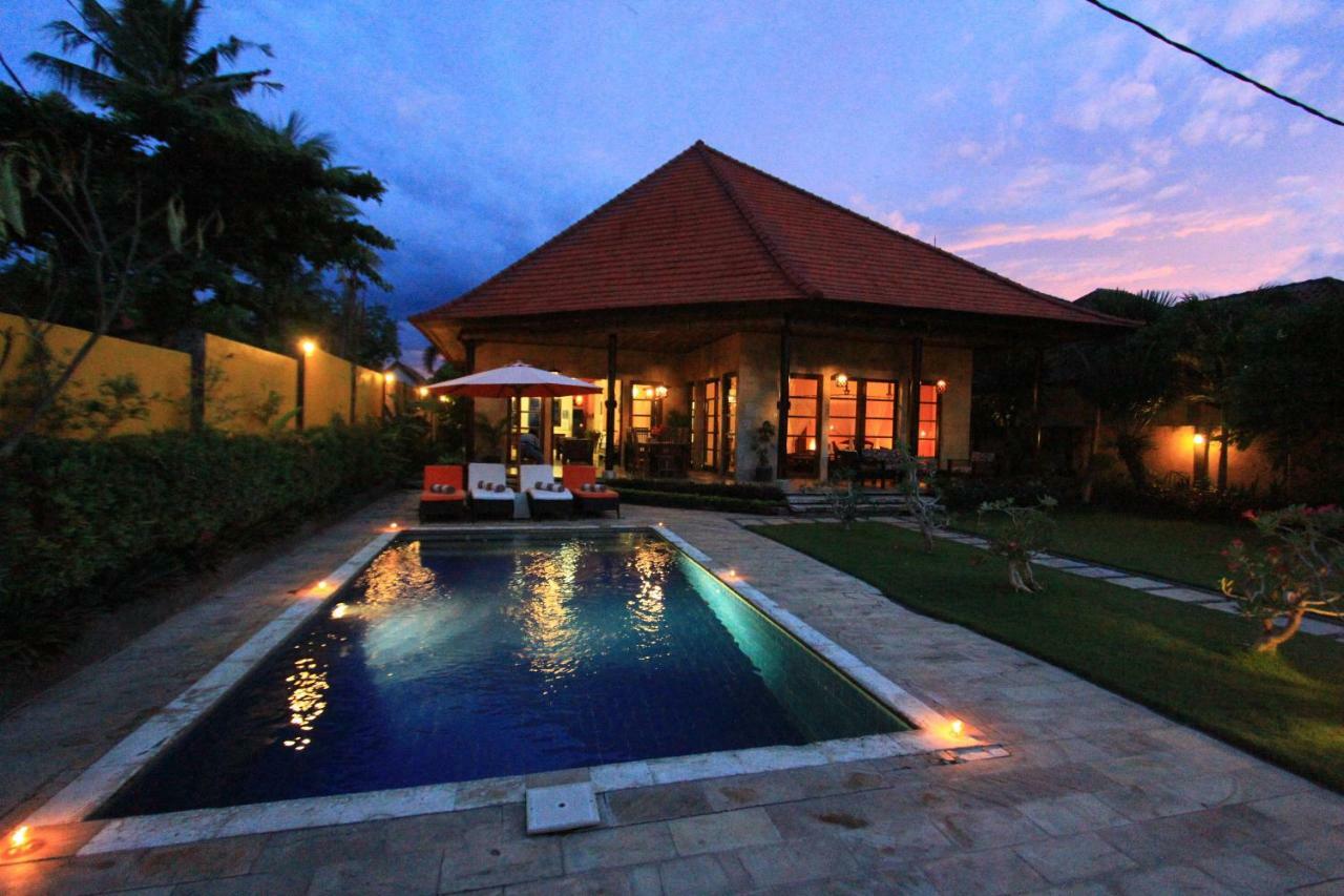Ocean Beachfront Villa Dini Banjar  Екстер'єр фото